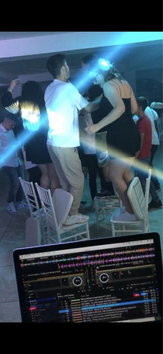 DJ Nunti, botezuri, majorate, evenimente private(nunta, botez,majorat)