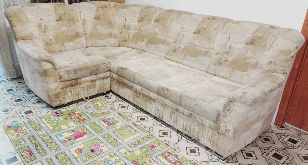 Продаётся диван. Торг