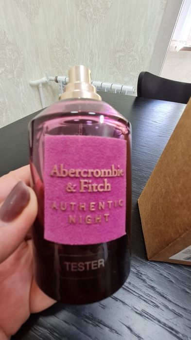 Парфюм женский  тестер