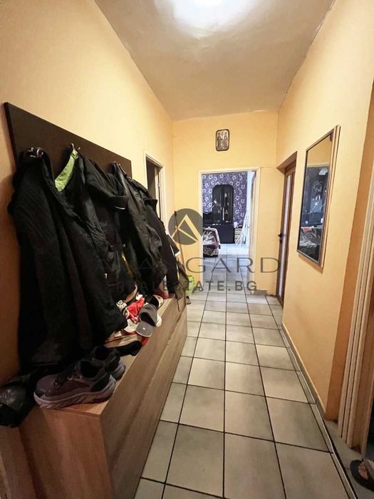 Продава се Тристаен апартамент в Пловдив, Тракия - 68 кв.м за 956 €/кв.м - Снимка #9