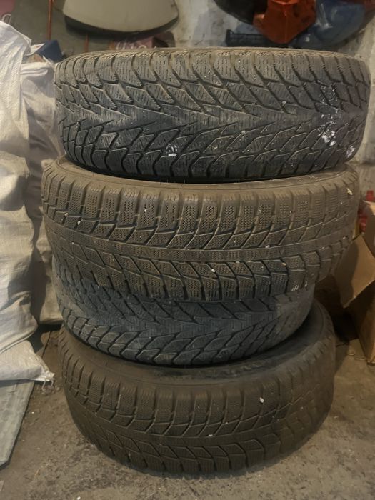 Зимни шинны р15 R15