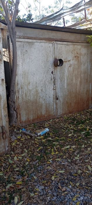 Гараж. Сборный. Железный