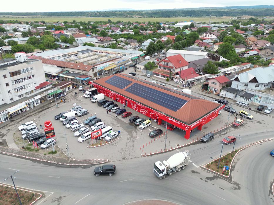 Cladire comerciala de vanzare in Adjud