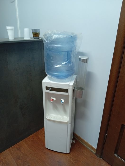 Кулеры для воды в отличном состоянии