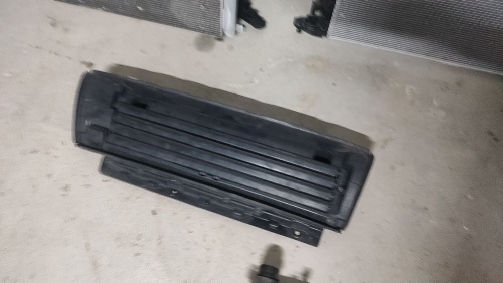 Radiator apa și volet Dacia Duster 1.5 adblue