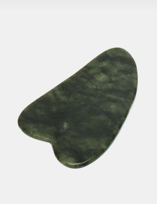 Нефрит тошидан юз учун массажер