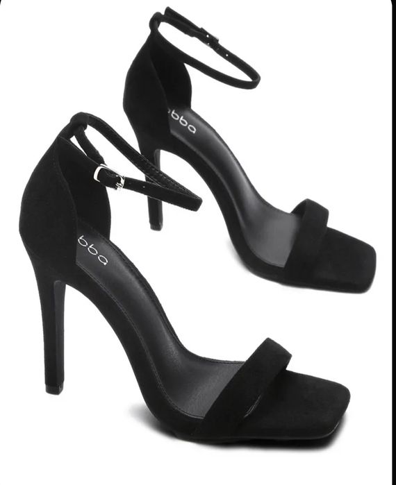 Продам босоножки