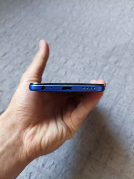 Vivo Y21 телефон