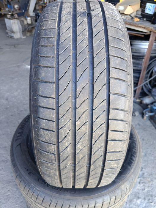 КАТО нови "MICHELIN"-17цола -215/55-1бр.-150лв.-8мм.