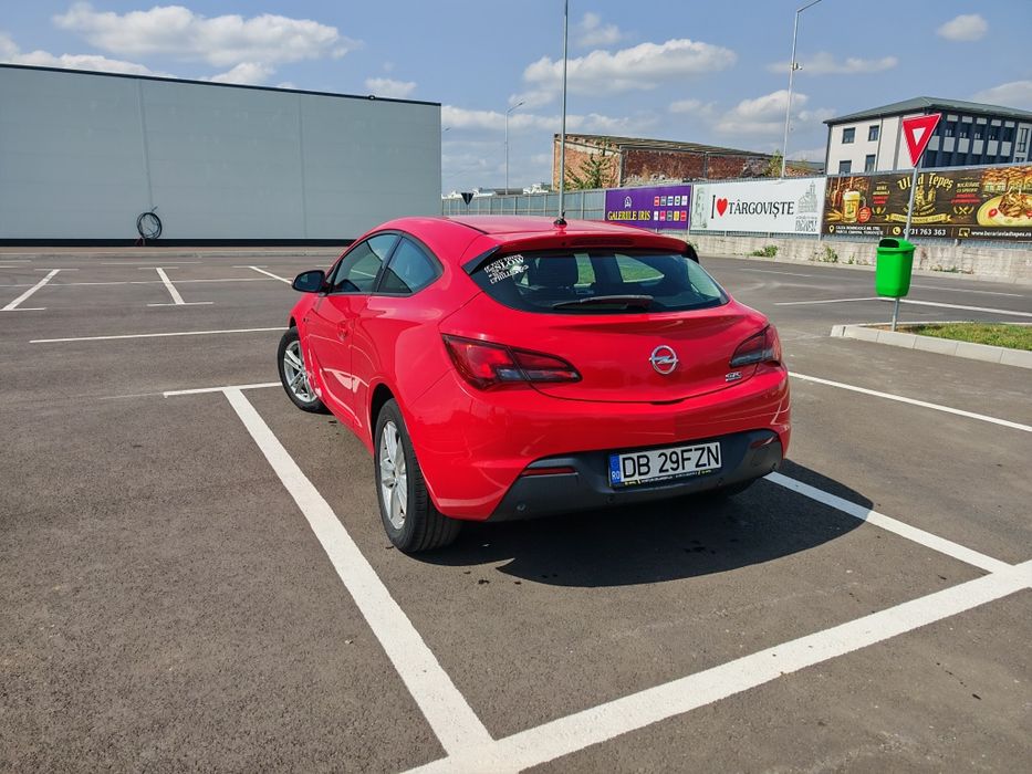 Opel Astra GTC 2012 | 1.4 Benzină 101 CP