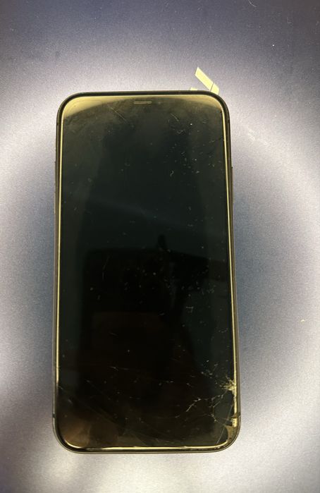 Продам iphone 11,128gb