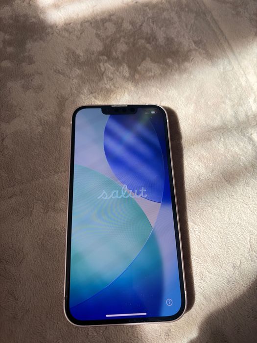Telefon IPhone 13