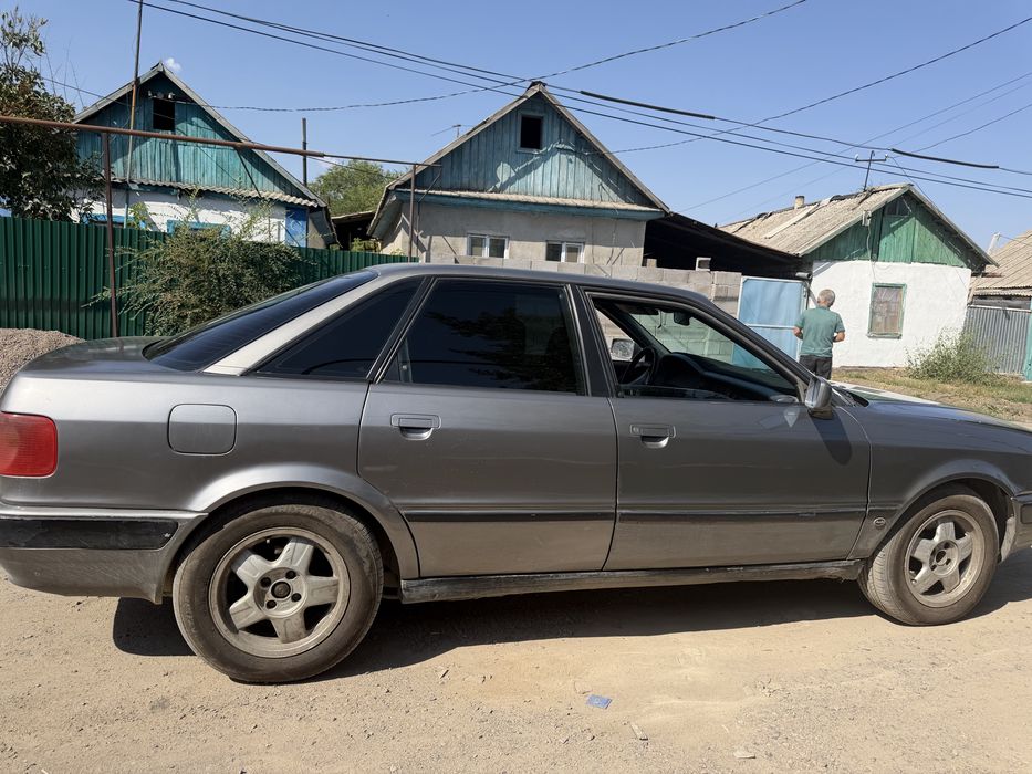Продам Audi 80 в хорошем состоянии