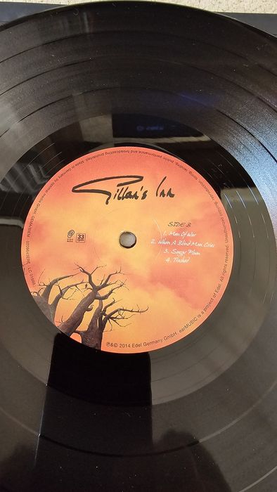 Продается виниловая пластинка IAN GILLAN-GILLANS INN,,2006 г.
