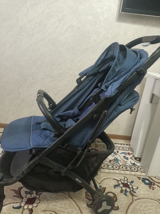 продам прогулочную коляску