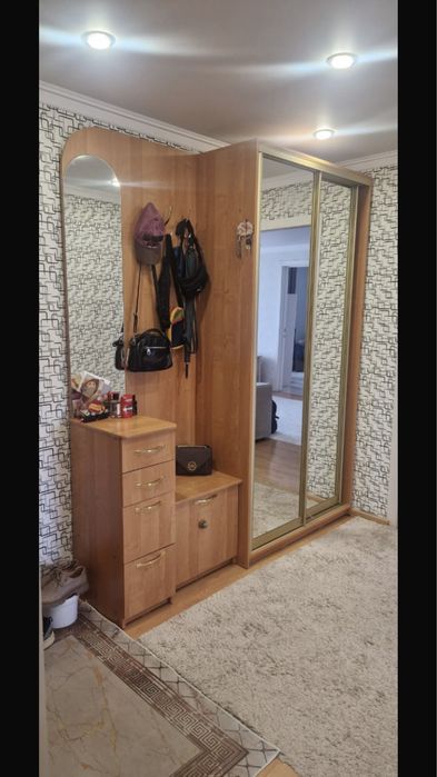 Продам прихожку торг