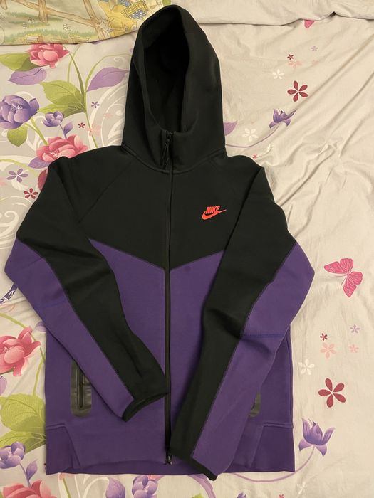 Рядък Nike Tech Fleece!