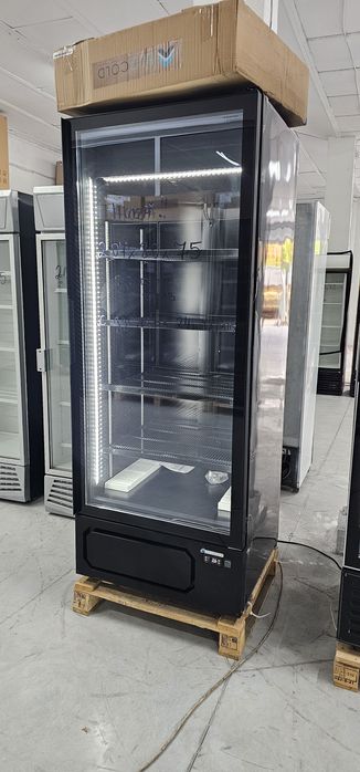 Нова Хладилна Витрина 654 литра