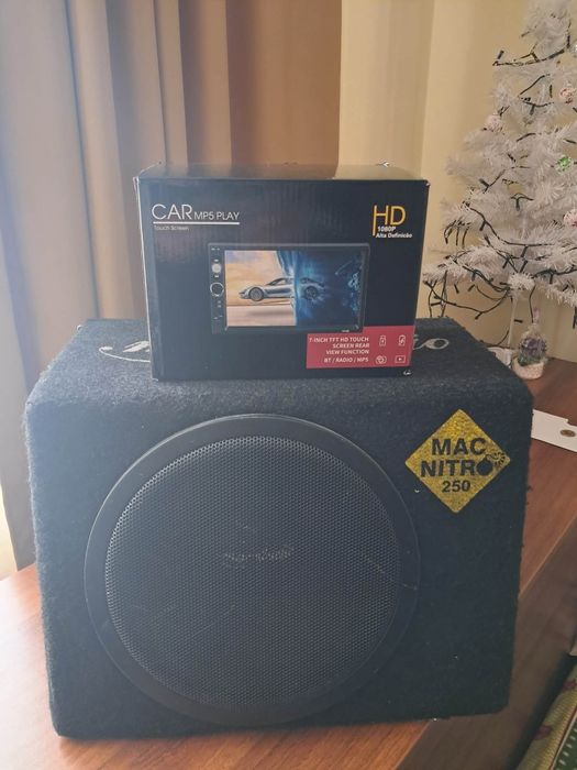 Бас каса с вграден усилвател