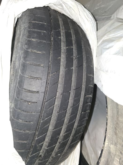Nexen 215/55R17 98W