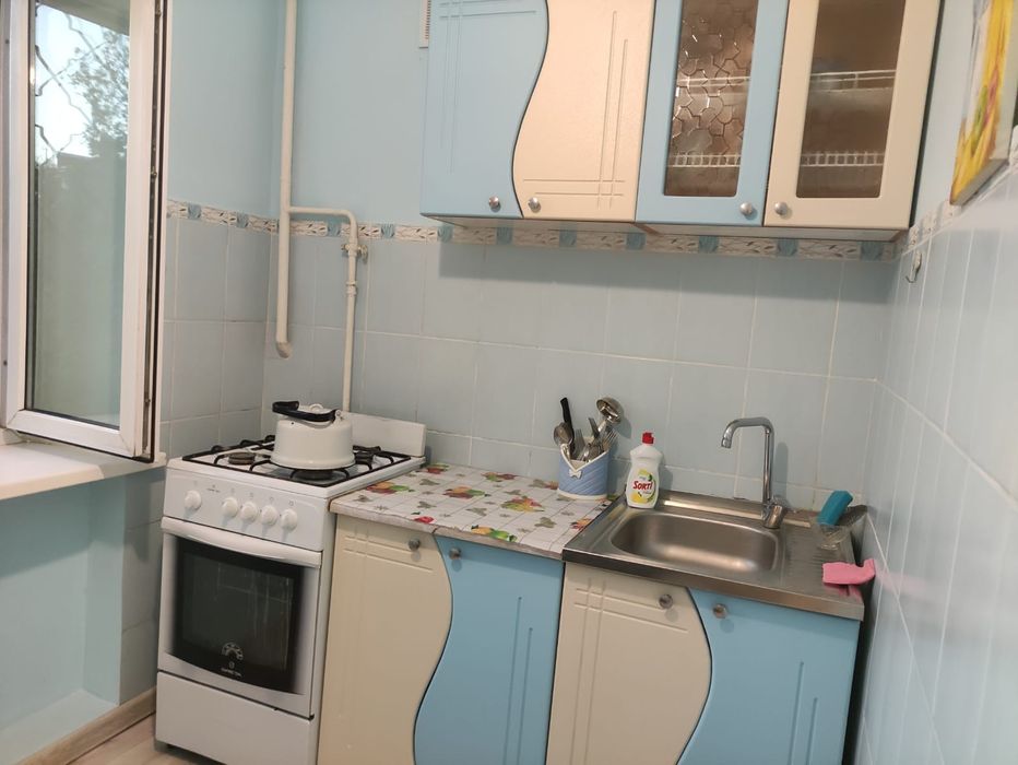 1 комн посуточно, на ночь в центре, возле облакимата, площади, Mart