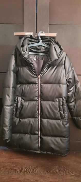 Продам женский пуховик