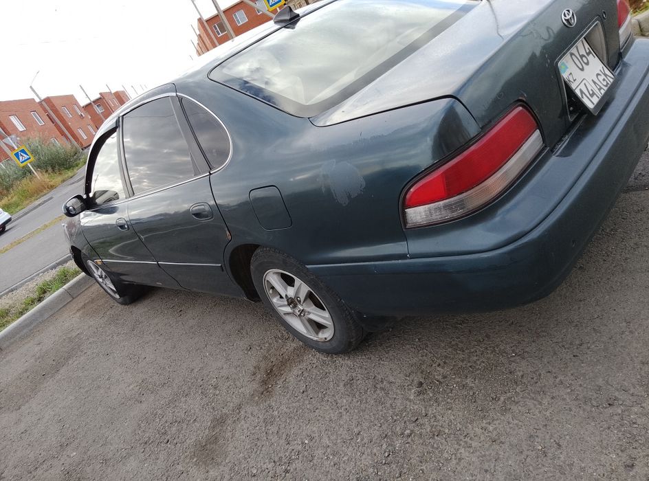 Тойота Авалон продаю