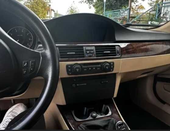 Поставка за чаши cupholder BMW E90/E91/E92/E93