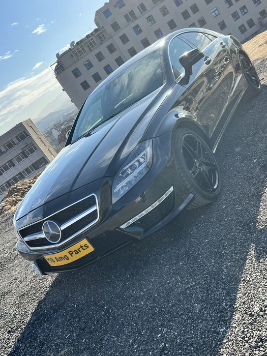 W218 CLS63 Amg Bi turbo V8 Дистроник Асистент