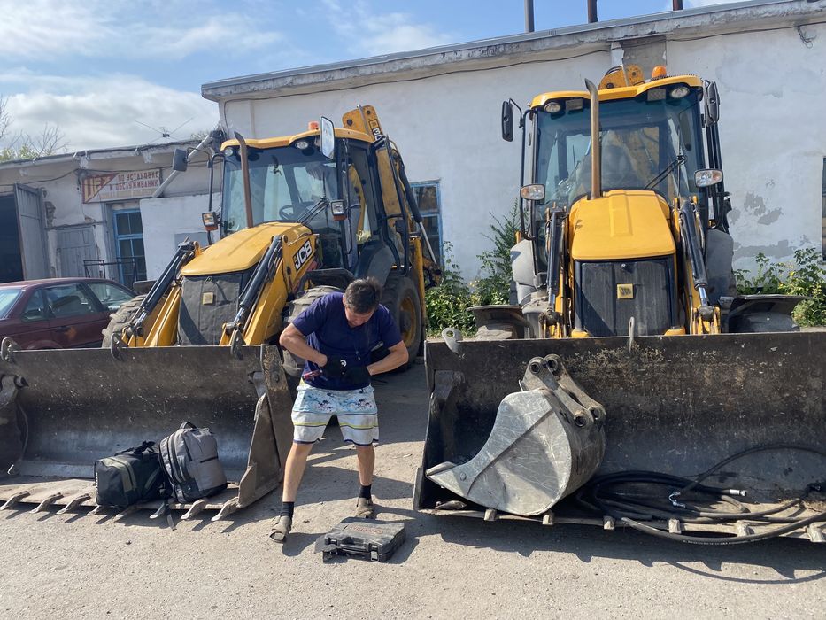 Услуги экскаватора погрузчика, гидромолота