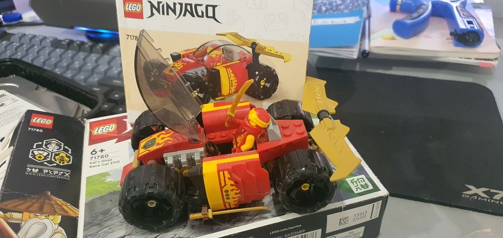ниндзяго лего гоночный автомобиль кай