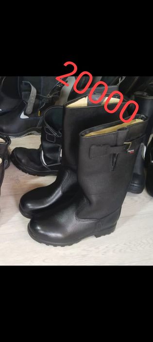 Кирзовые сопоги.