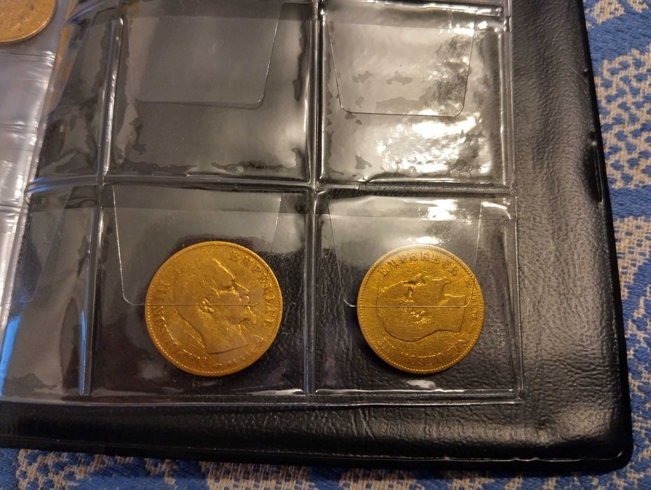 Продавам монети 10 франка.