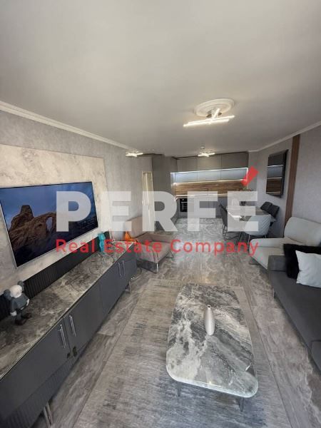 Продава се Двустаен апартамент в Несебър - 84 кв.м за 2965 €/кв.м - Снимка #1