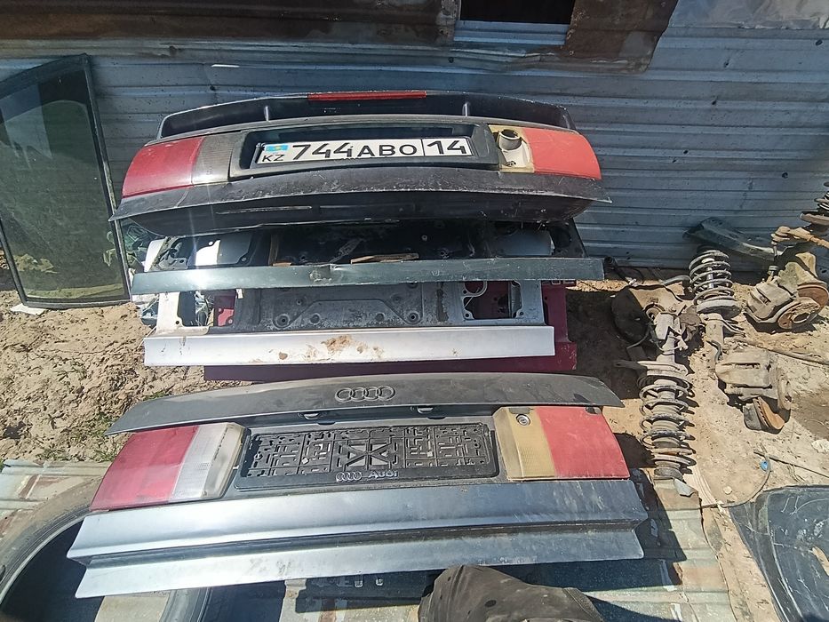 Продам Ауди запчасти только личку