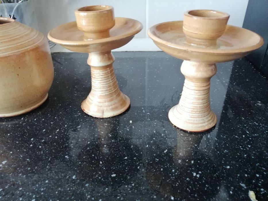 Керамични свещници