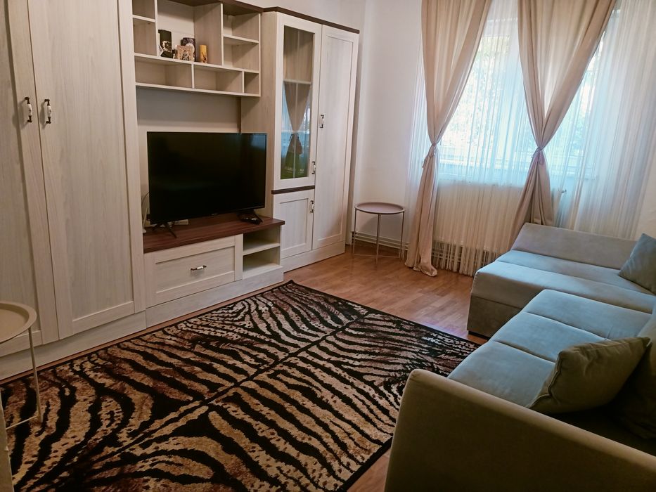 Vând garsonieră decomandata