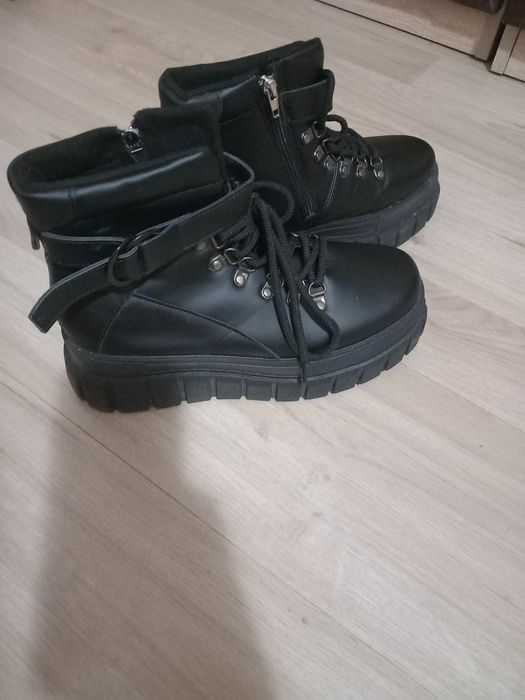 Обувки пролетно - есенни