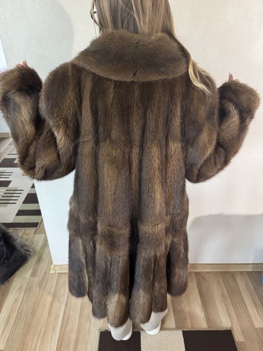 Blana naturala dantelata ( Enot )