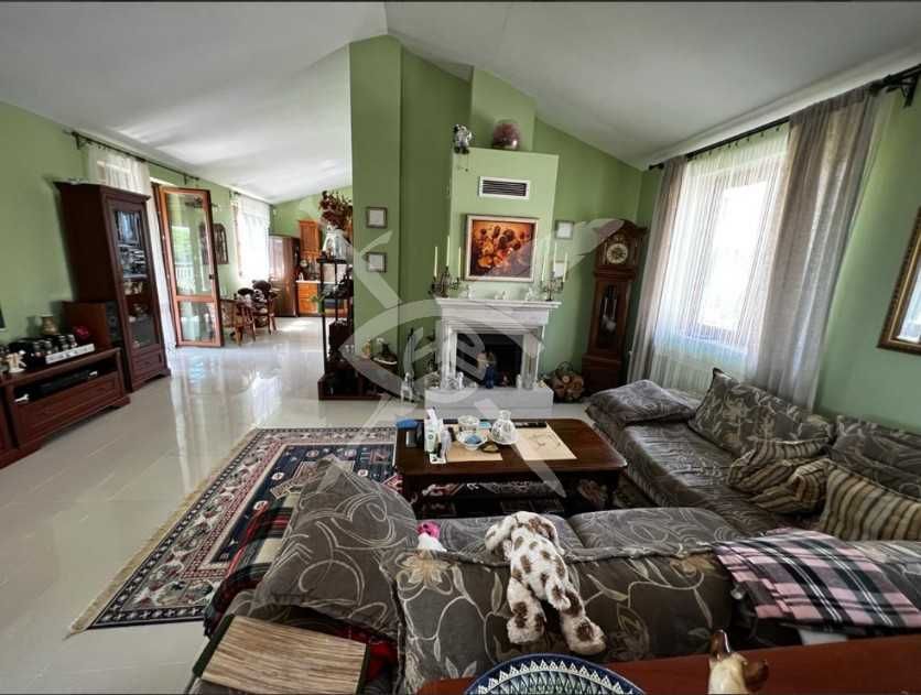 Продава се Къща в с. Кошарица, Област Бургас - 205 кв.м за 1879 €/кв.м - Снимка #1