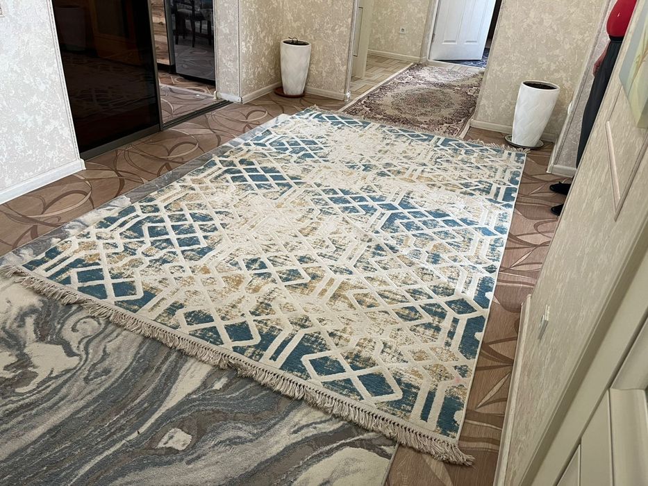 Продам ковёр отличного качества