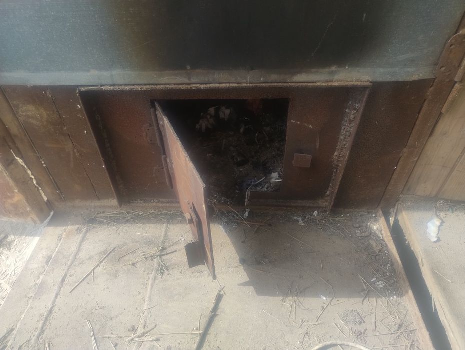 Продам баню размер 6 на 2.5м.