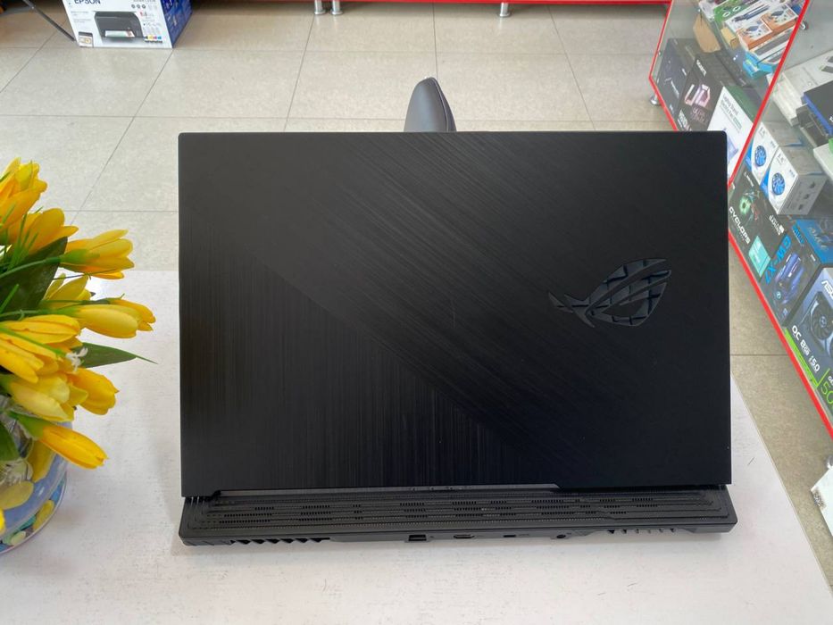 Asus rog strx 16/512.gb 8 gb vidoyokartalik