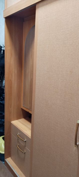 Шкаф для прихожей