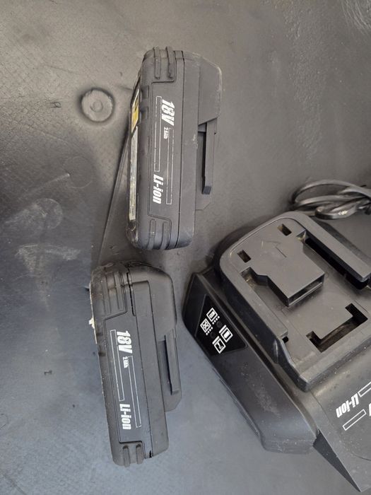 Set Incarcator + acumulatori Viega presa sertizat Pressgun