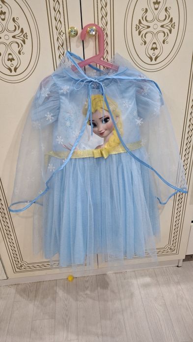 Продам платья Ээльза