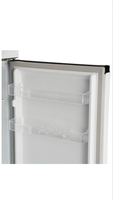 Frigider Heinner cu doua usi