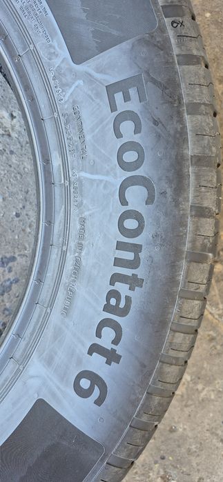 4 anvelope vara noi Continental 215/65/17,dot 2020.Pretul este pe bucata.