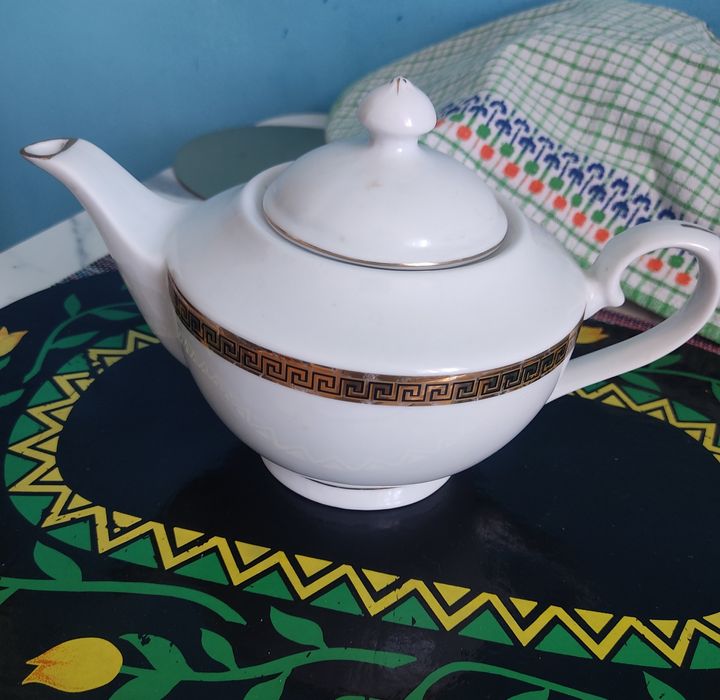 Продам чайник и супницу