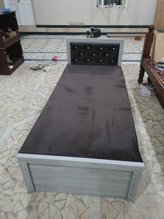 Кровать бир кишилик